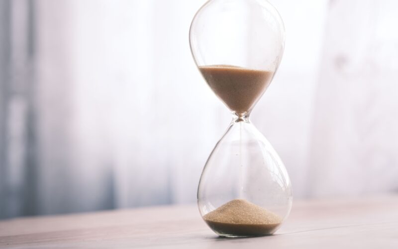 A wooden hourglass with sand steadily running through it, a quiet symbol of how long GTA 6 fans have been waiting